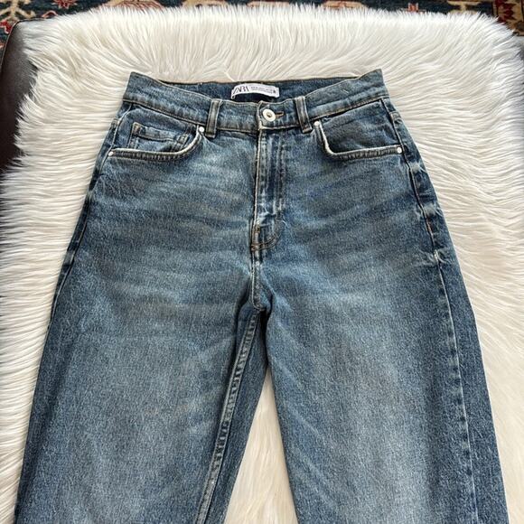 Zara High Waist Ankle Length Mom Jeans - Picture 3 of 9